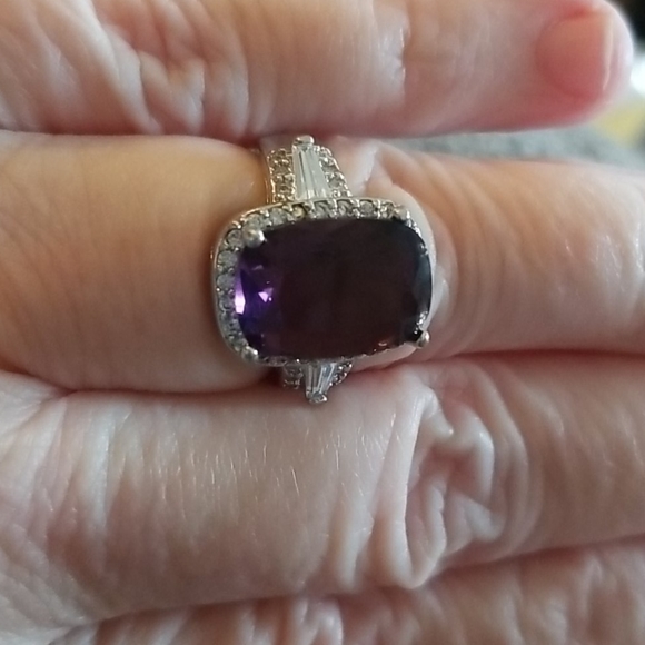 💌Amethyst & White Sapphire Ring💫 - Picture 7 of 8